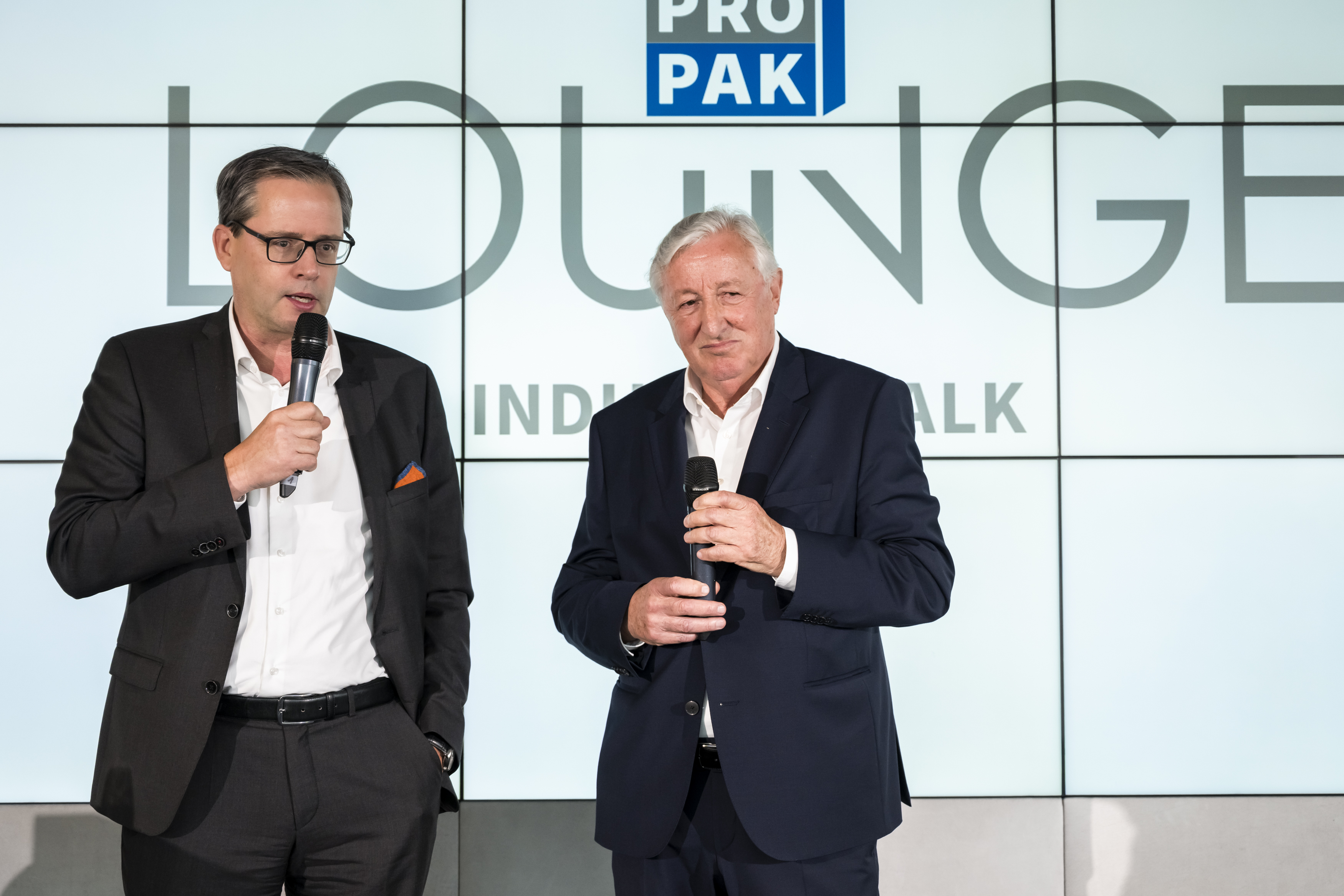 192 LOUNGEccomunitHoermandinger